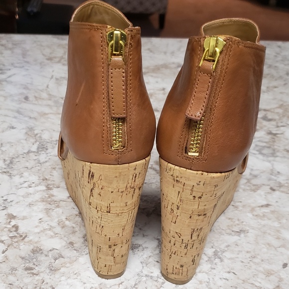 Nine West - Picture 3 of 4